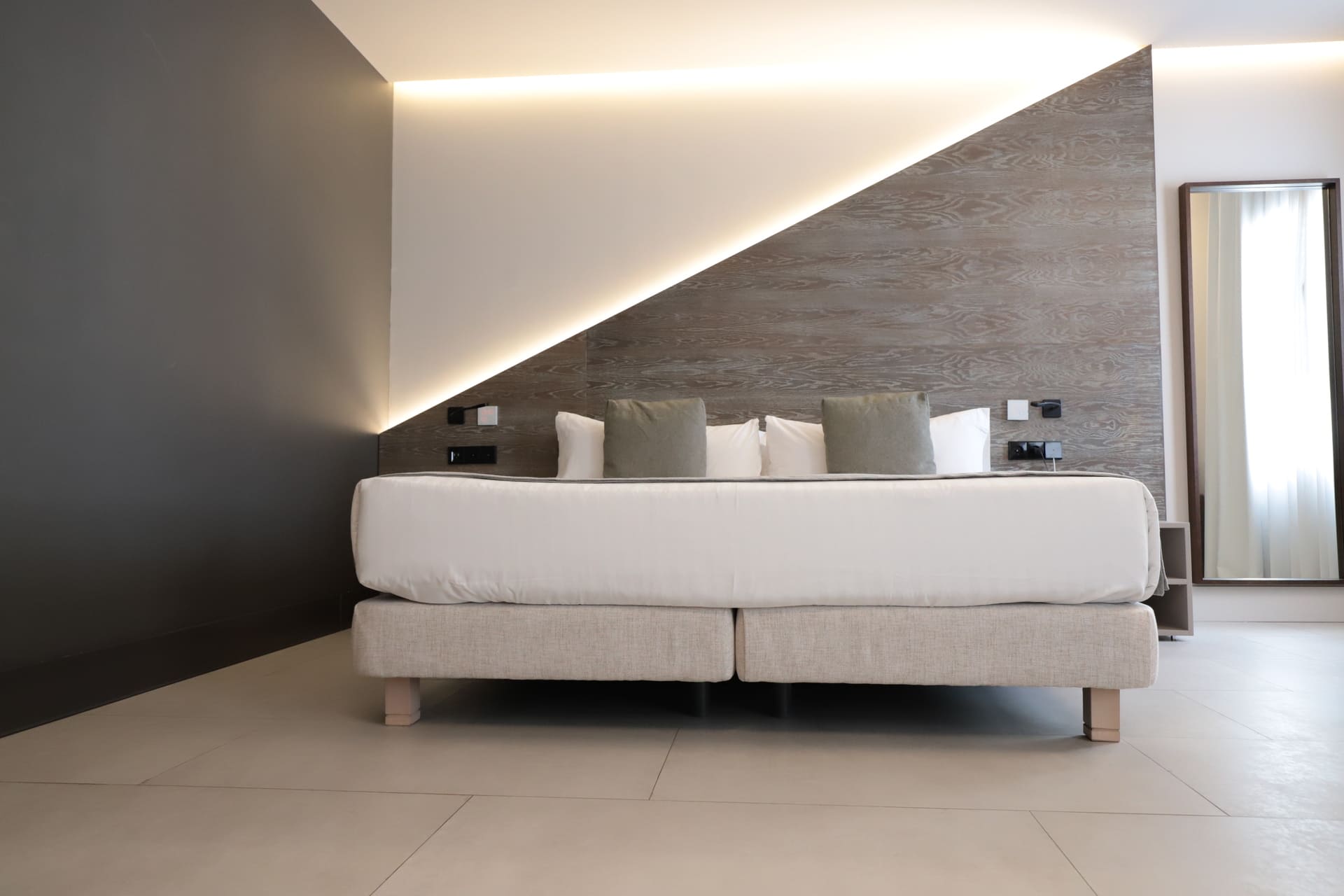 hotel-plaza-mercado-triple-interior-1