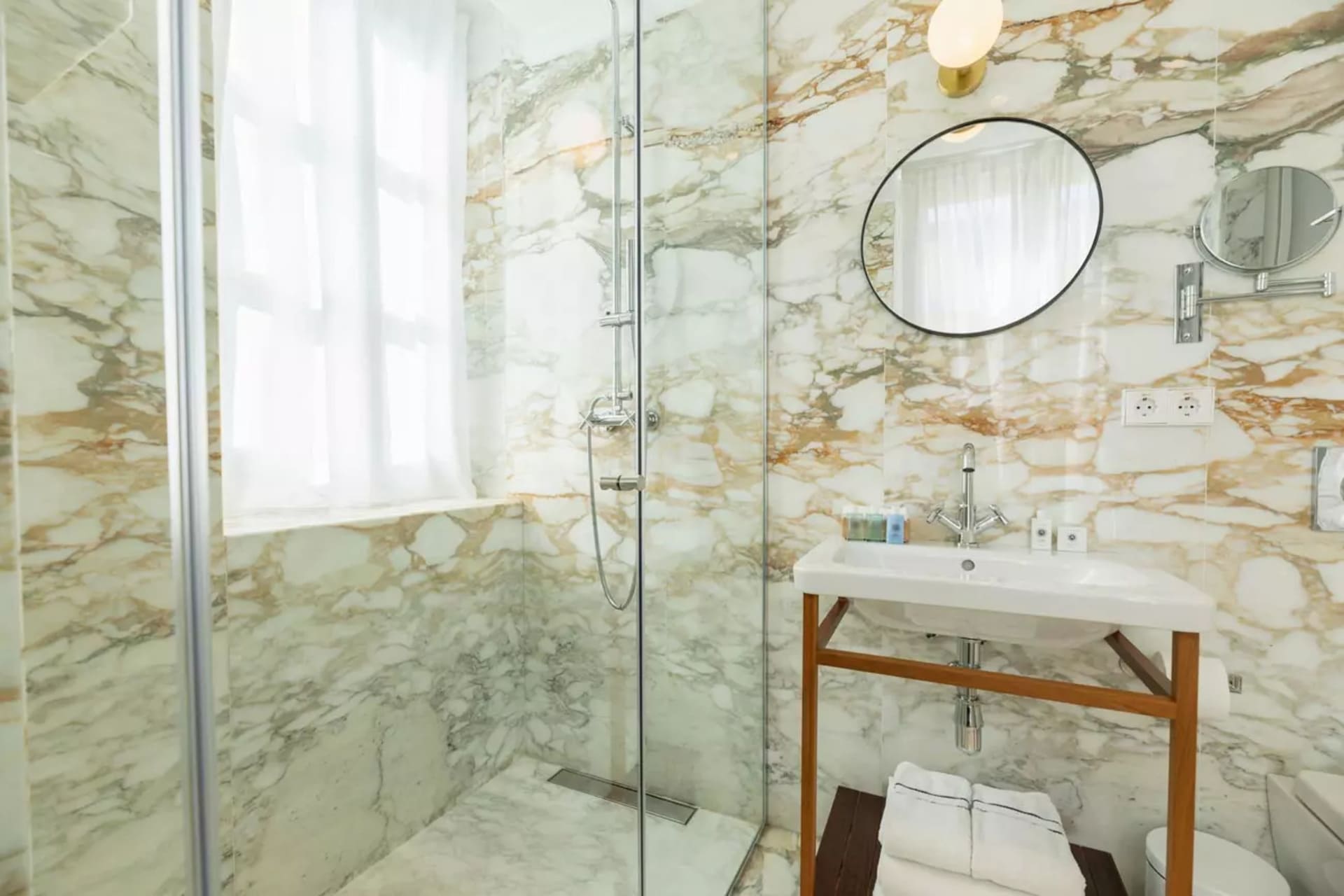 doble-pequeña-marques-house-1